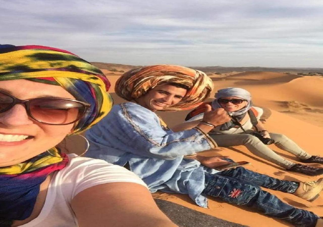 Готель Desert Luxury Tented & Activities Adrouine Екстер'єр фото